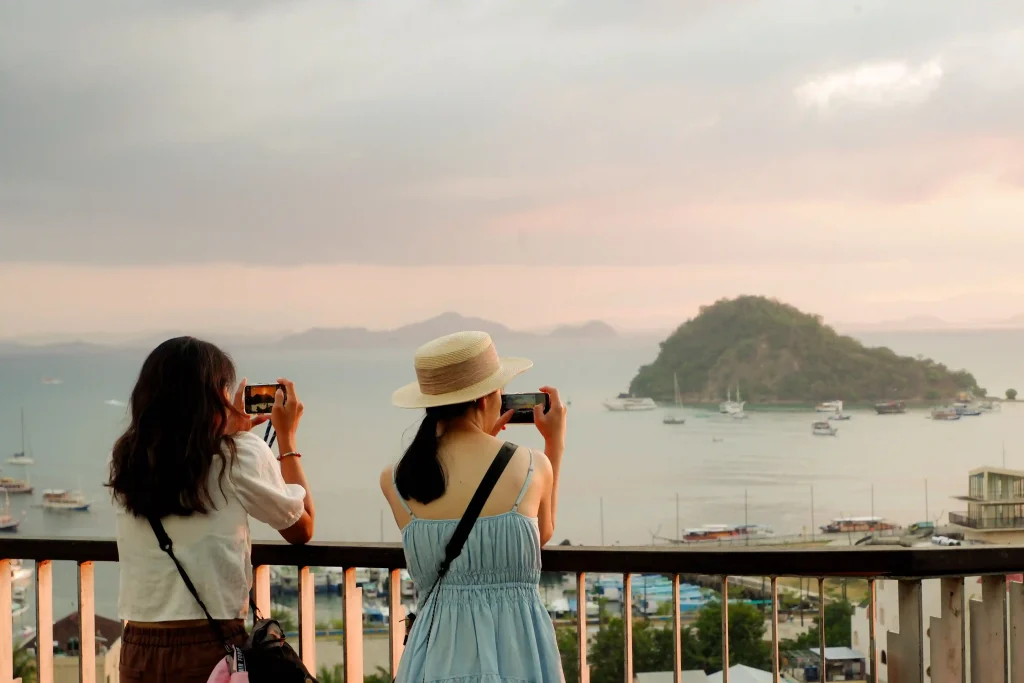Booking a Labuan Bajo Liveaboard in 2026: What to Know (Part 5)